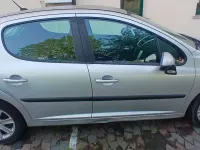 Usata Peugeot 207 90 CV (66 kW) 2007 Argento Berlina