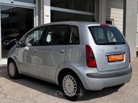 Usata Lancia Musa 95 CV (69 kW) 2006 Argento Monovolume