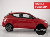 Usata Lancia Ypsilon Silver 70 CV (51 kW) 2024 Rosso Utilitaria