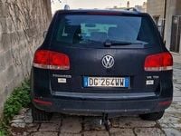 Usata VW Touareg 224 CV (164 kW) 2006 Nero SUV