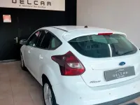 Usata Ford Focus 115 CV (84 kW) 2013 Bianco Berlina