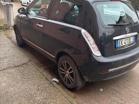 Usata Lancia Ypsilon 60 CV (44 kW) 2012 Nero Utilitaria