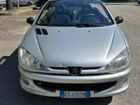 Usata Peugeot 206 CC 109 CV (80 kW) 2005 Argento Cabrio