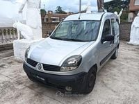 Usado Renault Kangoo 75 CV (55 kW) 2007 Plateado Monovolumen