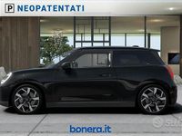 Usata Mini Cooper Favoured 135 kW (184 CV) 2025 Nero Utilitaria