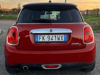 Usata Mini Cooper D 116 CV (85 kW) 2017 Rosso Utilitaria