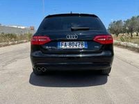 Usata Audi A4 Business 190 CV (139 kW) 2015 Nero Station wagon