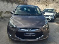 Usata Hyundai ix20 90 CV (66 kW) 2011 Marrone Utilitaria
