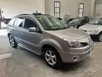 Usata Renault Koleos Dynamique 175 CV (128 kW) 2009 Grigio SUV