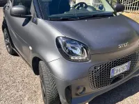Usata Smart ForTwo Electric Drive Pulse 41 kW (56 CV) 2023 Grigio Berlina