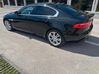 Usata Jaguar XE 180 CV (132 kW) 2015 Nero Berlina