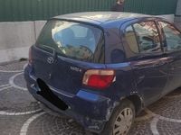 Usata Toyota Yaris 68 CV (50 kW) 1999 Blu Utilitaria