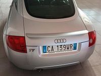 Usata Audi TT 179 CV (131 kW) 2000 Grigio Coupé