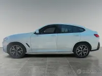 Usata BMW X4 M Sport 190 CV (139 kW) 2021 Alpin white pastello SUV