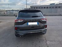 Usata Ford Kuga ST-Line 120 CV (88 kW) 2022 Grigio SUV