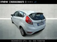 Usata Ford Fiesta 75 CV (55 kW) 2016 Bianco Utilitaria