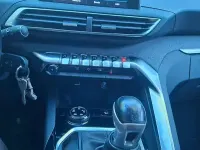 Usata Peugeot 5008 Allure 131 CV (96 kW) 2019 Blu/azzurro SUV