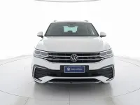 Usata VW Tiguan R-line 150 CV (110 kW) 2023 Pure white SUV