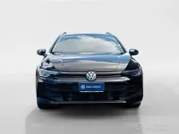 Usata VW Golf VIII Life 150 CV (110 kW) 2024 Grenadill black metallizzato Station wagon