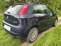 Usado Fiat Punto 60 CV (44 kW) 2010 Azul Berlina
