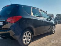 Usata Opel Meriva Cosmo 95 CV (69 kW) 2012 Nero Monovolume