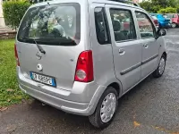 Usata Opel Agila 75 CV (55 kW) 2004 Grigio Monovolume