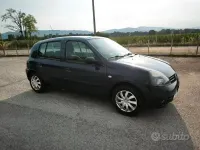 Usata Renault Clio 75 CV (55 kW) 2008 Bluazzurro Utilitaria