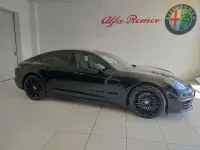 Usata Porsche Panamera 330 CV (242 kW) 2021 Blu Utilitaria