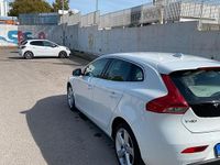 Usata Volvo V40 115 CV (84 kW) 2014 Bianco Berlina