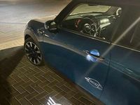 Usata Mini ONE Essential 102 CV (75 kW) 2022 Blu/azzurro Utilitaria