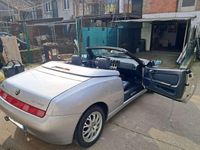 Usata Alfa Romeo Spider 150 CV (110 kW) 2000 Argento Cabrio