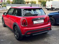 Usata Mini ONE Classic 75 CV (55 kW) 2022 Rosso Utilitaria