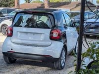 Usata Smart ForTwo Coupé 71 CV (52 kW) 2018 Bianco Utilitaria