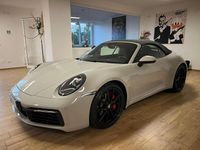 Usata Porsche 911 Carrera Cabriolet 385 CV (283 kW) 2020 Grigio gesso Cabrio