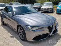 Usata Alfa Romeo Giulia 180 CV (132 kW) 2019 Grigio Berlina
