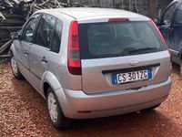 Usata Ford Fiesta Ambiente 75 CV (55 kW) 2005 Argento Utilitaria