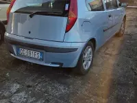 Usata Fiat Punto 60 CV (44 kW) 2002 Blu Utilitaria