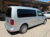 Usata VW Caddy Maxi Business 101 CV (74 kW) 2017 Giallo Monovolume