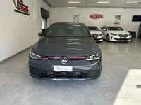 Usata VW Golf VIII GTI 245 CV (180 kW) 2023 Grigio Berlina