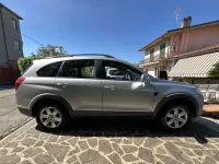 Usata Chevrolet Captiva 150 CV (110 kW) 2007 Grigio SUV