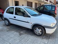 usata Opel Corsa B 1.0 12V benzina 1998