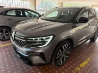Usata Renault Austral Iconic 200 CV (147 kW) 2025 Grigio SUV