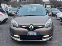 Käytetty Renault Scenic E-Tech XMOD 110 HP (80 kW) 2014 Ruskea Tila-auto