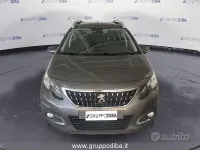 Usata Peugeot 2008 Allure 99 CV (72 kW) 2018 Bianco SUV