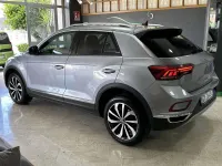 Usata VW T-Roc Style 150 CV (110 kW) 2023 Grigio SUV