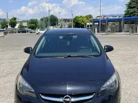 Usata Opel Astra Cosmo 140 CV (102 kW) 2014 Nero Berlina