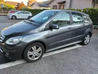 Usata Mercedes B180 Executive 116 CV (85 kW) 2010 Grigio Monovolume