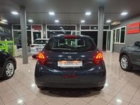 Usata Peugeot 208 81 CV (59 kW) 2017 Grigio Utilitaria