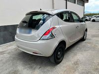 Usata Lancia Ypsilon 95 CV (69 kW) 2018 Beige Utilitaria