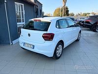 Usata VW Polo Comfortline 75 CV (55 kW) 2018 Bianco Utilitaria
